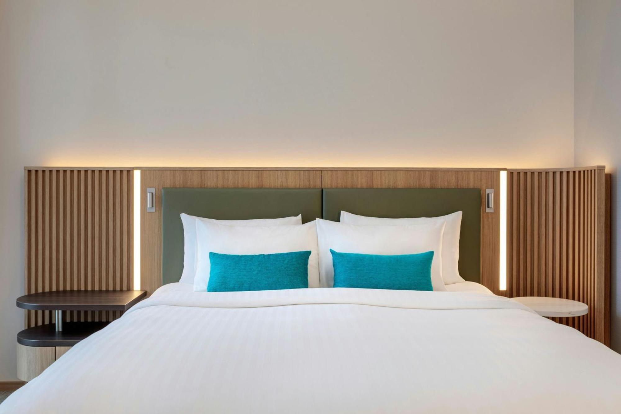 Courtyard By Marriott Biel Bienne Hotel Buitenkant foto