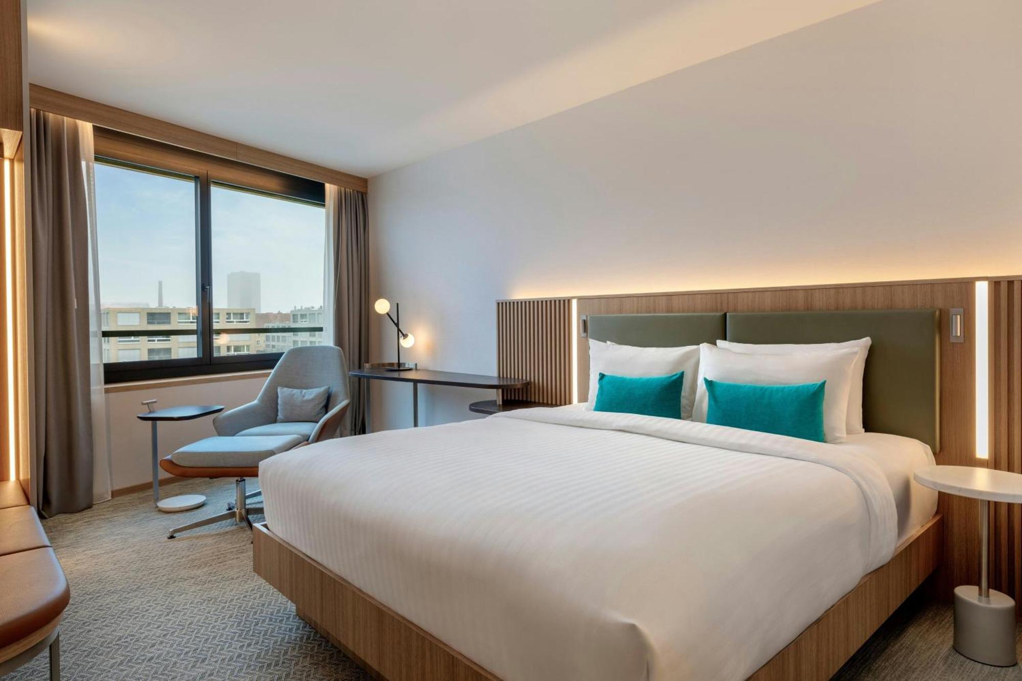 Courtyard By Marriott Biel Bienne Hotel Buitenkant foto