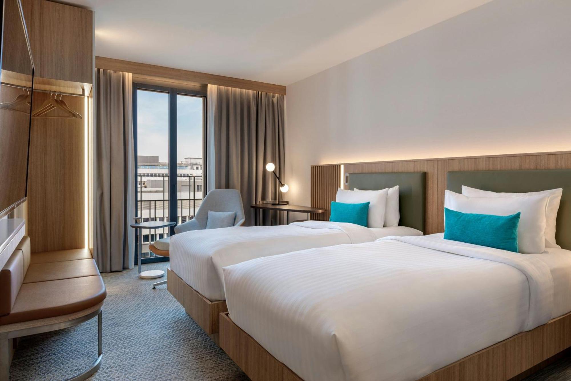 Courtyard By Marriott Biel Bienne Hotel Buitenkant foto