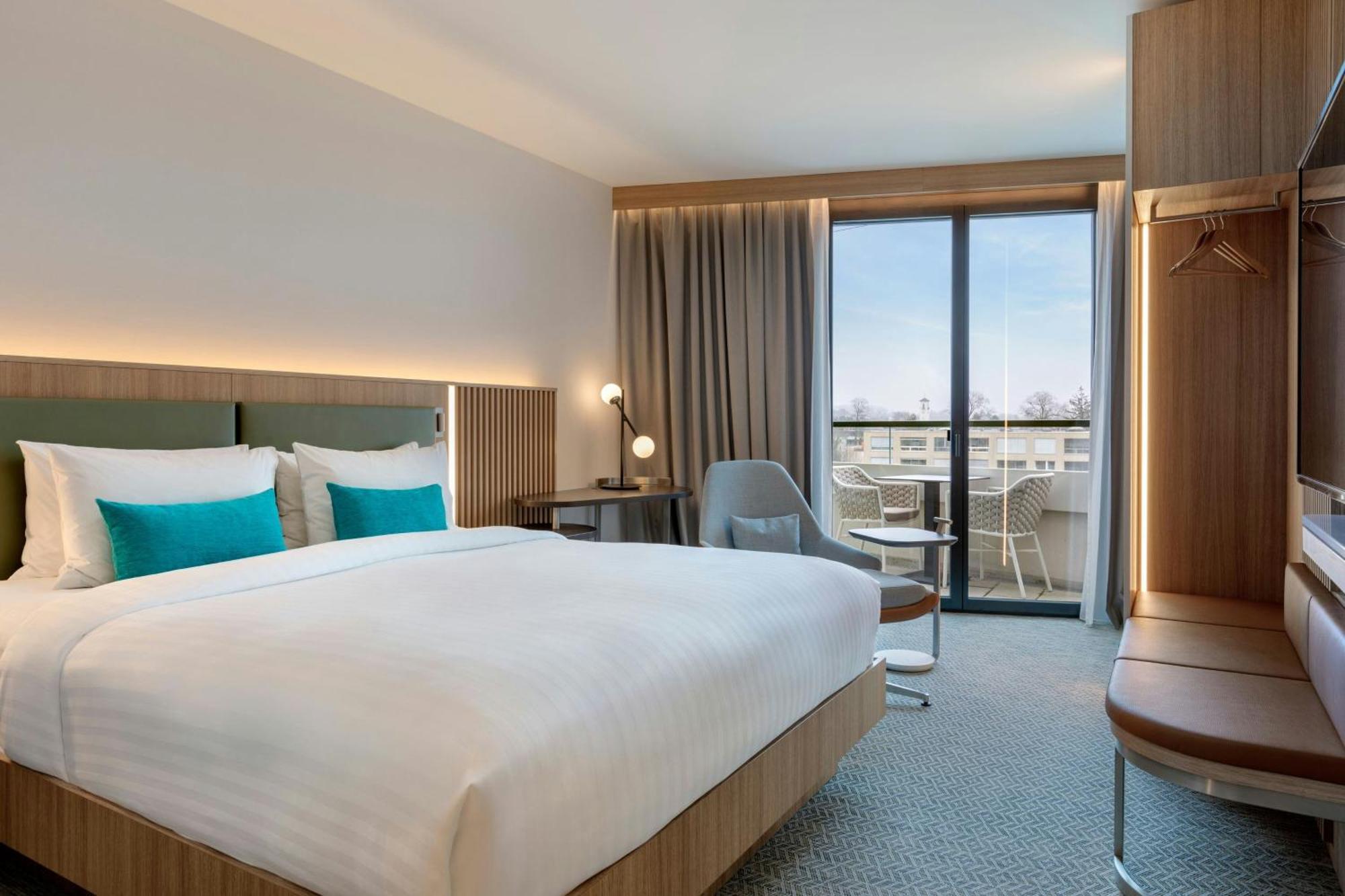 Courtyard By Marriott Biel Bienne Hotel Buitenkant foto
