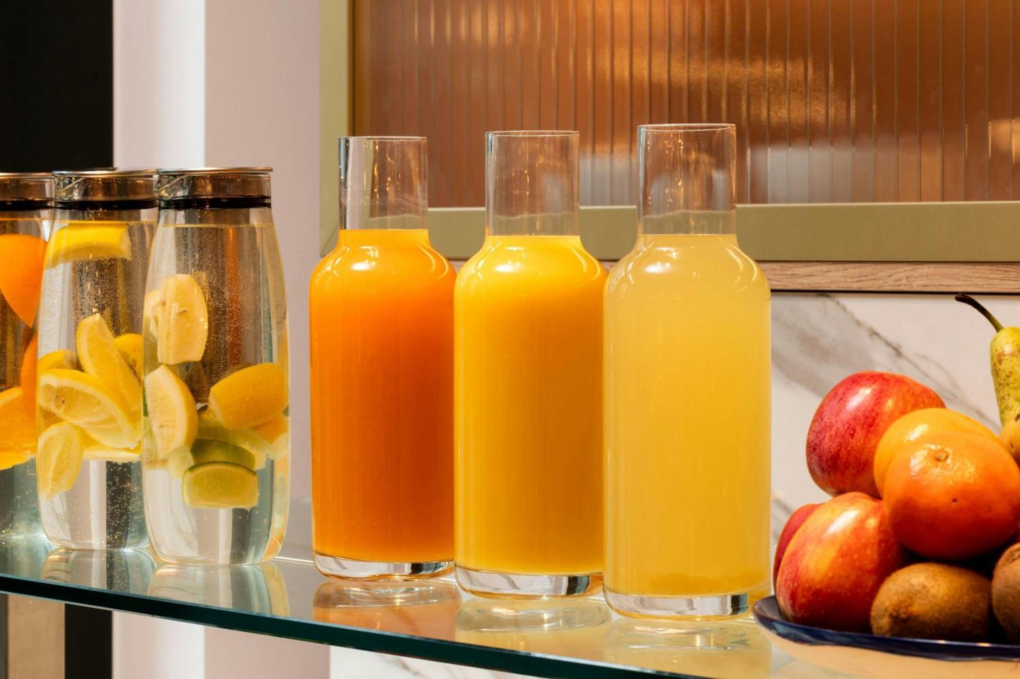 Courtyard By Marriott Biel Bienne Hotel Buitenkant foto